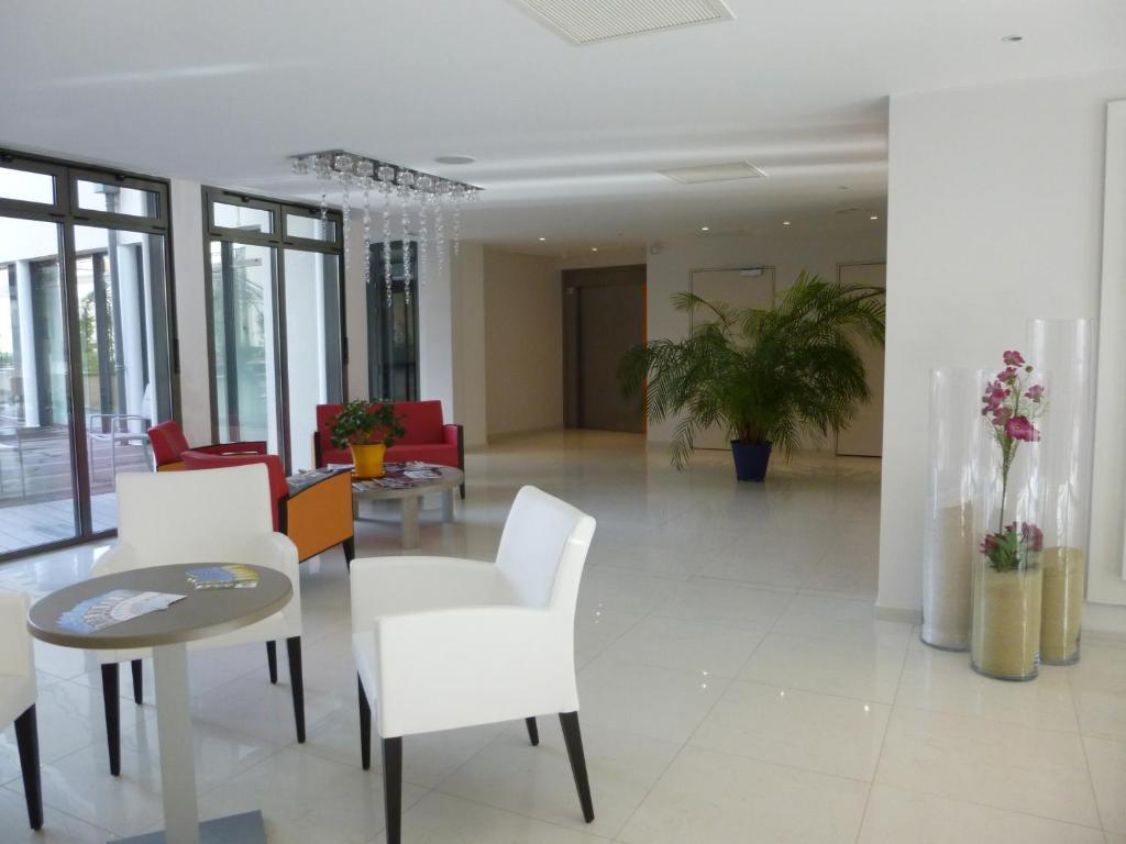 La Residence Therm'Appart Vichy Exterior foto